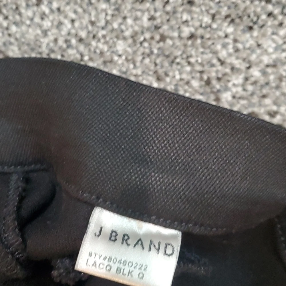 J Brand Womens Moto Skinny in Coated Black Jeans sz 29